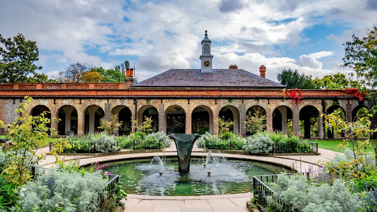 Holland Park Café – cake shop in Kensington, London